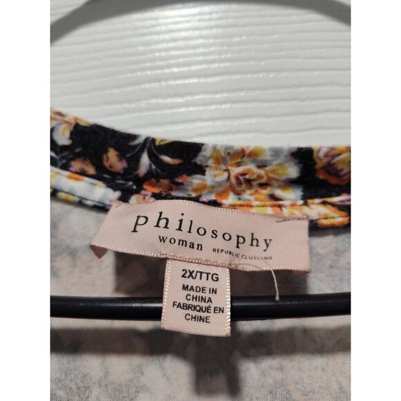 Philosophy Woman 2X Dark Floral V-neck Top Plus Size Fall Colors Comfy Soft - Picture 2 of 7